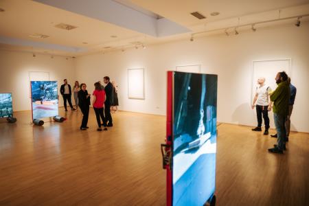 Odprtje razstave Viktorja Popovića Brez naslova (5)